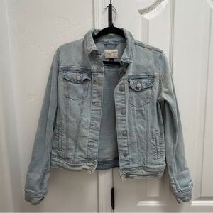 Universal Thread Light Blue Jean Jacket